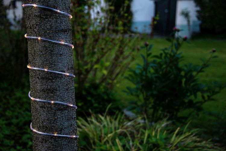 Konstsmide Weihnachtsbeleuchtung  LED Mini Lichterschlauch 65 warmweiße Dioden 5m