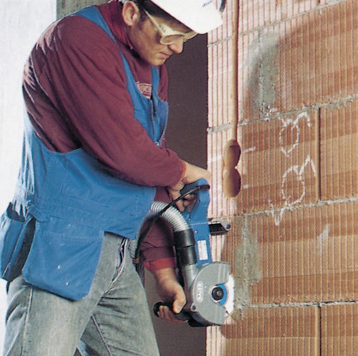 Makita Mauernutfräse SG150