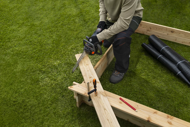 Husqvarna Aspire Akku-Motorsäge C15X-P4A 10"