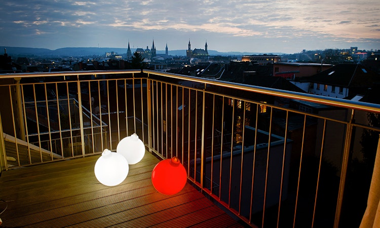 8 seasons design LED-Dekoleuchte Shining Christmas Ball (WW)