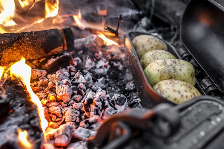 Petromax Gusseiserner Kartoffelbräter