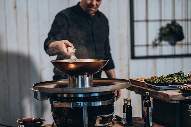 Monolith ICON Wok Krone