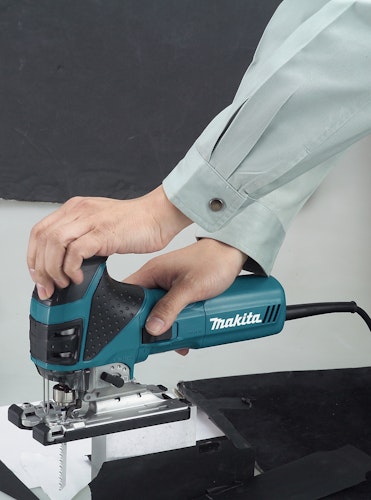 Makita Pendelhubstichsäge 4351FCTJ