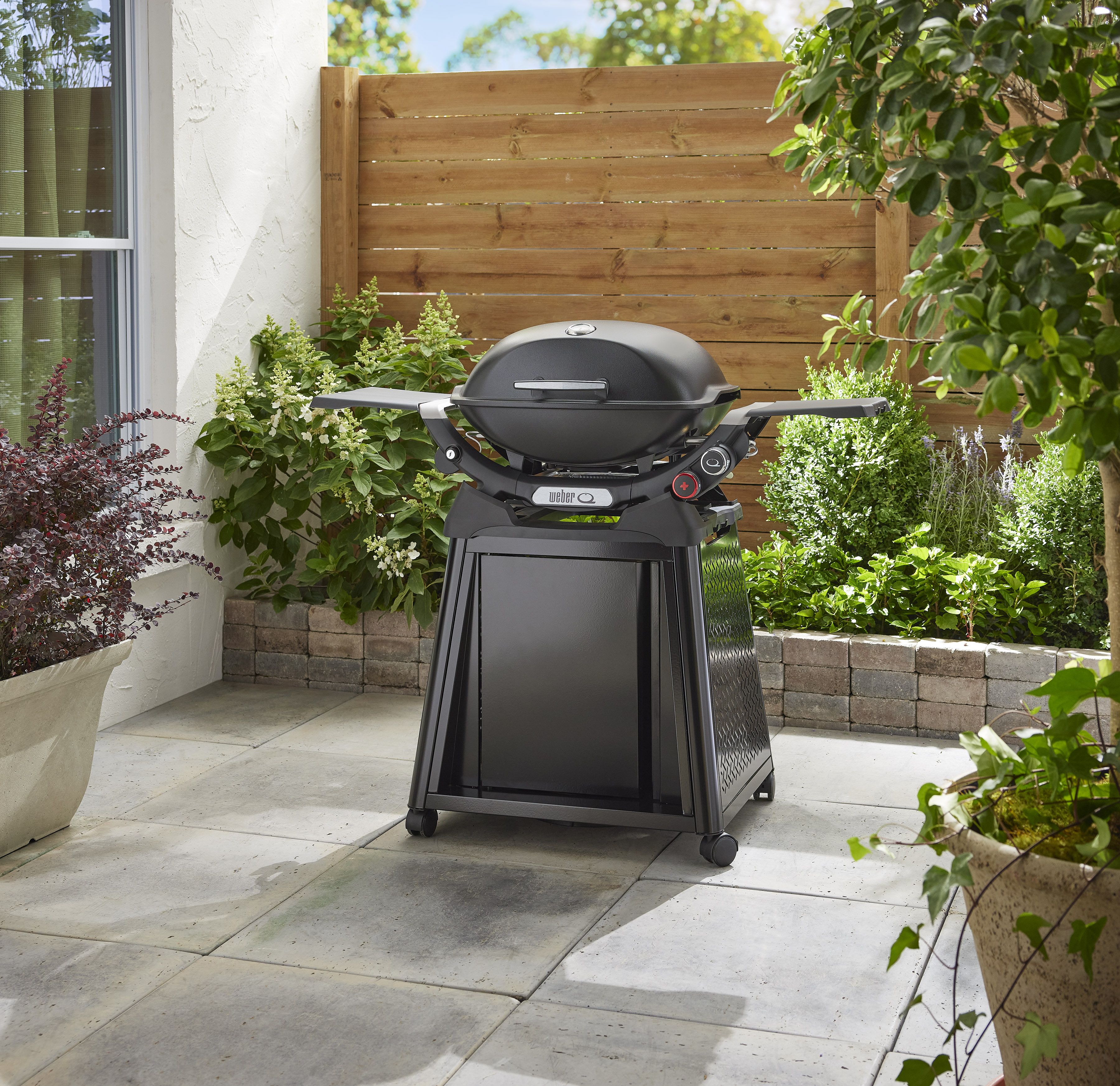 新作 Weber Q2800N+ グリル ブラック 1501206 Weber Q2800N+ LPG BBQ