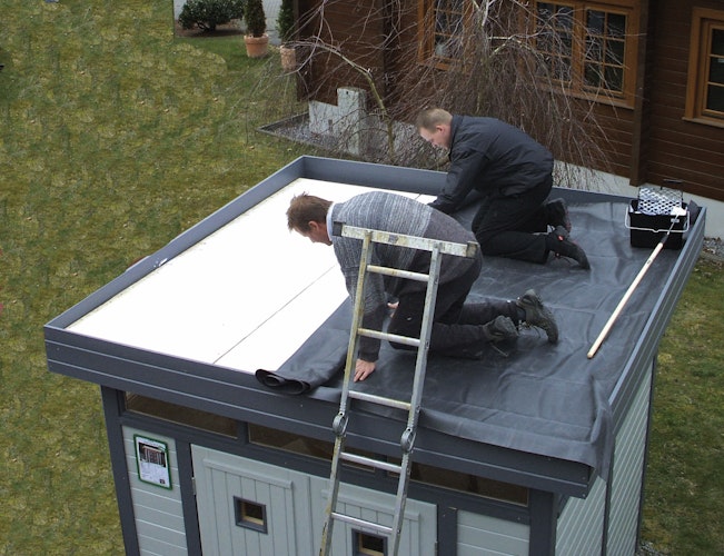 EPDM Foliendach für Wolff Finnhaus Gartenhaus Nina 28-B mit Terrasse / Bastrup 5 mit 3 m Schleppdach