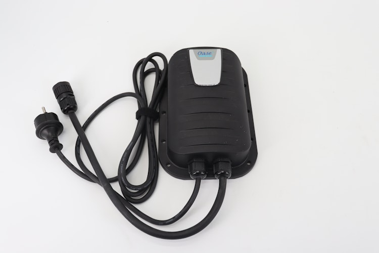 Oase Netzteil 100 VA / 12 V DC 8A V-2020 vierpolig (77023)