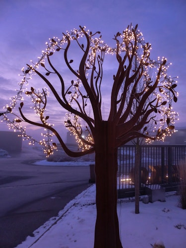 Badeko Baum-Deko 300 cm hoch in Edelrostoptik