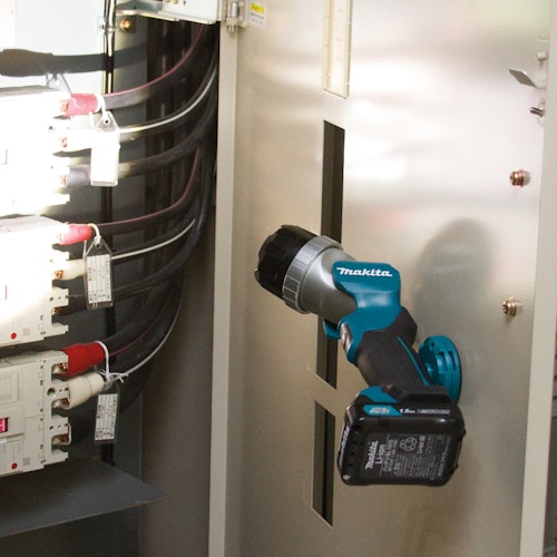 Makita LED-Akku-Handstrahler DEAML106