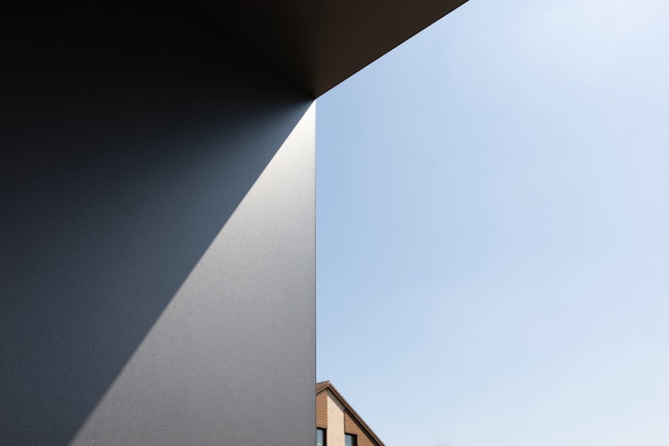 Gutta Rechteckvordach BS Plus 160 Sonderfarbe und Sondermaß inkl. Seitenteil (neues Modell)