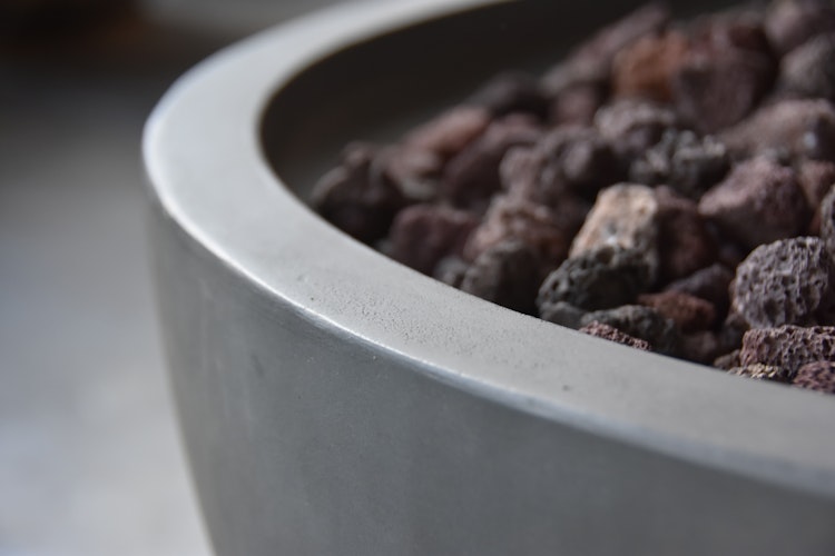 Gas Feuerstelle Nantucket aus Faserbeton in Betonoptik grau