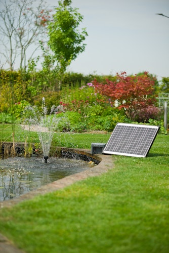 Ubbink Springbrunnenpumpe SolarMax 2500 Accu