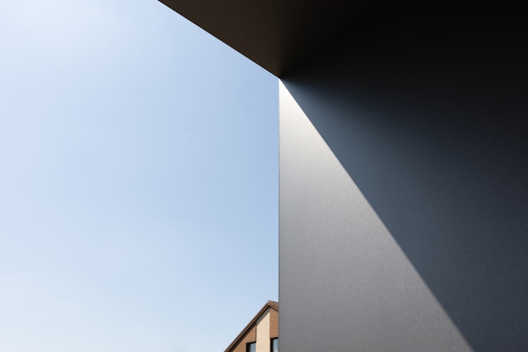 Gutta Rechteckvordach BS Plus 300 Sondermaß inkl. Seitenteil und Briefkasten (neues Modell)