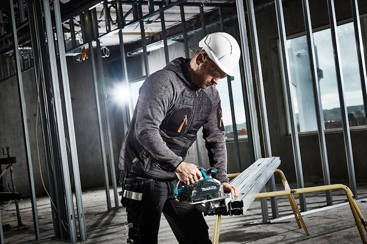 Makita Akku-Metallhandkreissäge DCS553RTJ