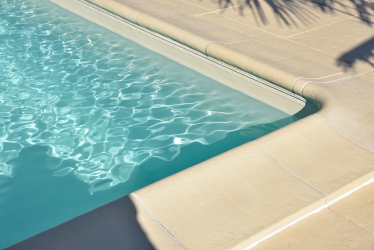 WESERWABEN® Pool- / Beckenrandsteine gewölbt - Solum
