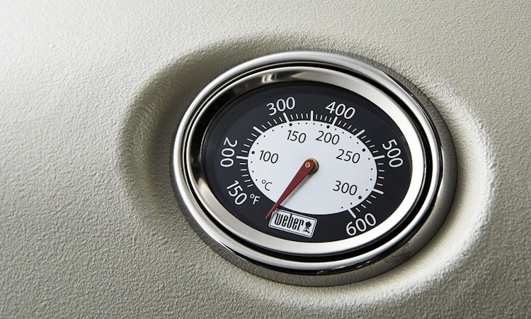 Weber Q 3200 Station Gasgrill Maroon 