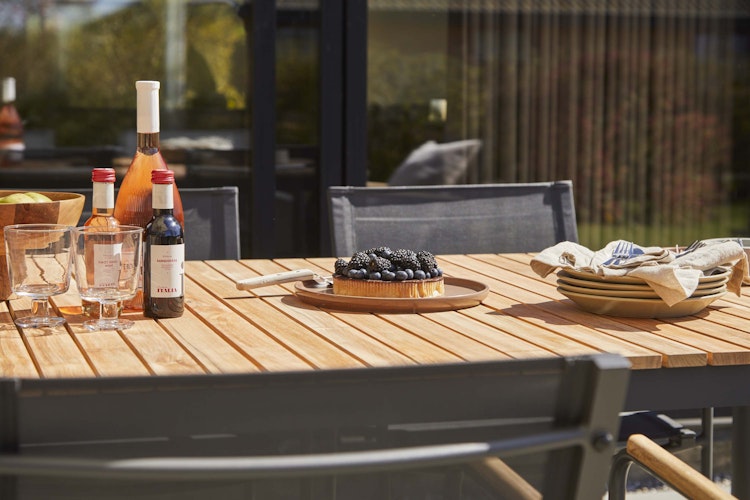 Cinas Gartentisch MOOD, Aluminium Anthrazit / Teak