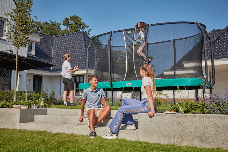 Salta Trampolin First Class 214 x 366 cm mit Sicherheitsnetz und Leiter