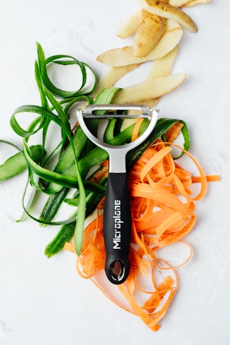 Microplane Profi Y-Schäler SPECIALTY Schwarz