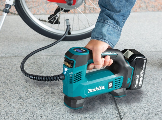 Makita Akku-Kompressor DMP180Z