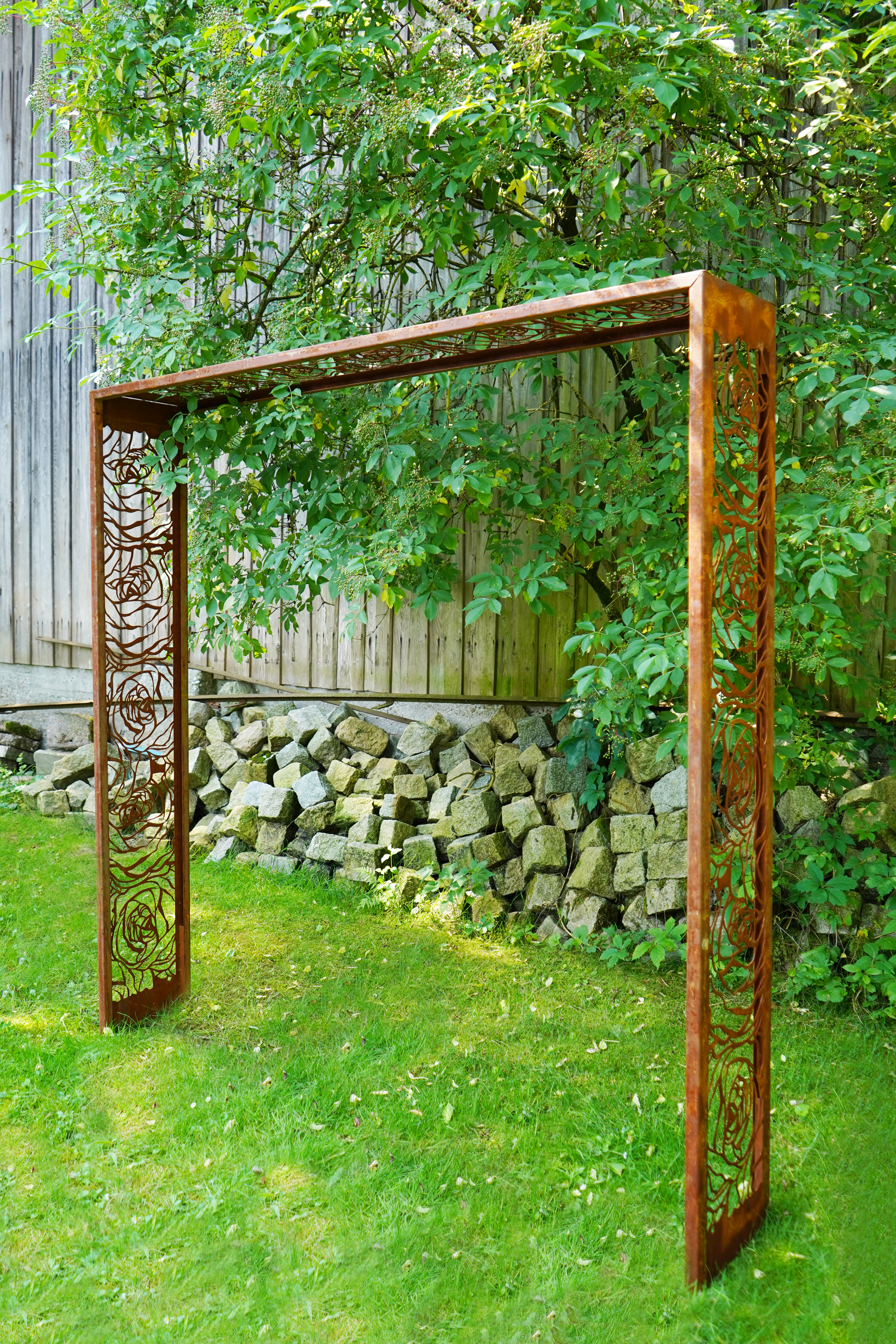 Badeko Rosenbogen „Lienz“ in Edelrostoptik 210 cm breit