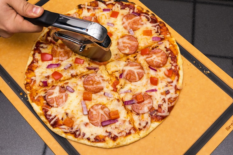 Broil King Pizza-Roller