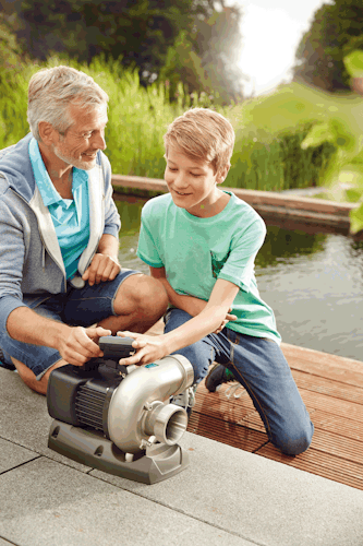 Oase Schwerkraftfilterpumpe AquaMax Eco Titanium 50000 (Modell bis 2020)