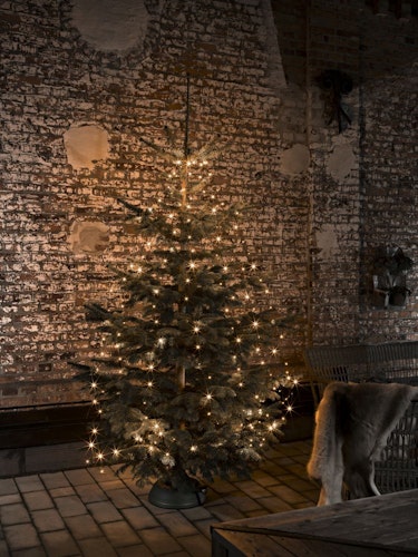 Konstsmide Weihnachtsbeleuchtung  LED Baummantel mit Ring 8 Stränge je 30 Dioden