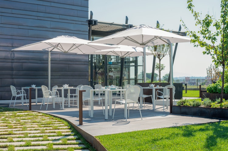 EMU Stapelstuhl RONDA X, Stahl - Abverkauf