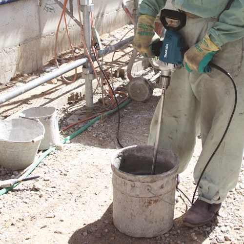 Makita Bohrmaschine DS4012J