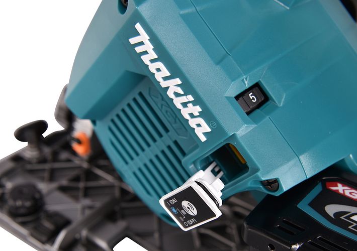 Makita Akku-Tauchsäge 40V Max SP001GZ03