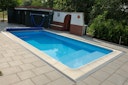 Vorschaubild WESERWABEN® Pool- / Beckenrandsteine gewölbt - Aquitaine Betonweiß